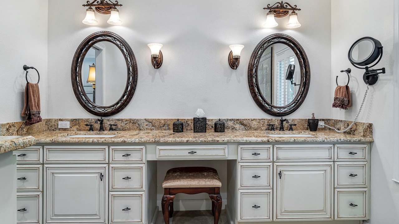 Photo of Bathroom in Lake Wales