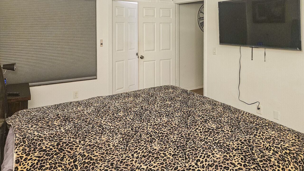 Photo of Bedroom in Central Escondido