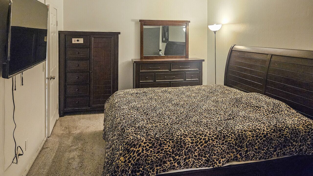 Photo of Bedroom in Central Escondido
