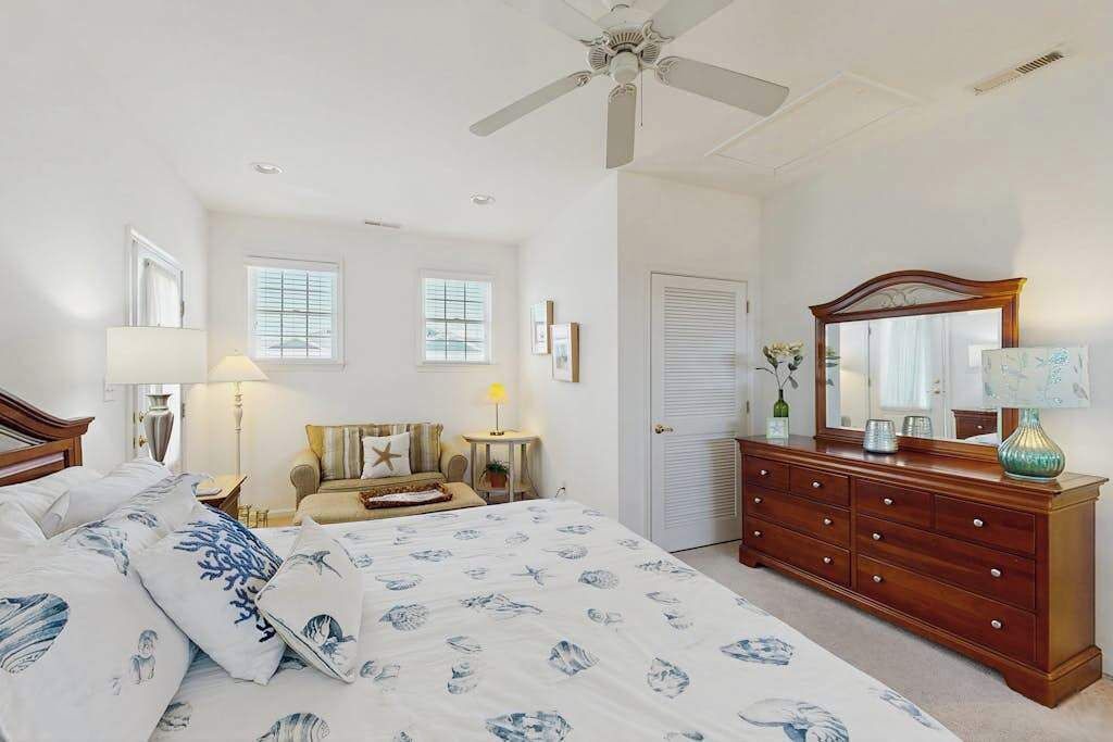 Photo of Bedroom in The Commons