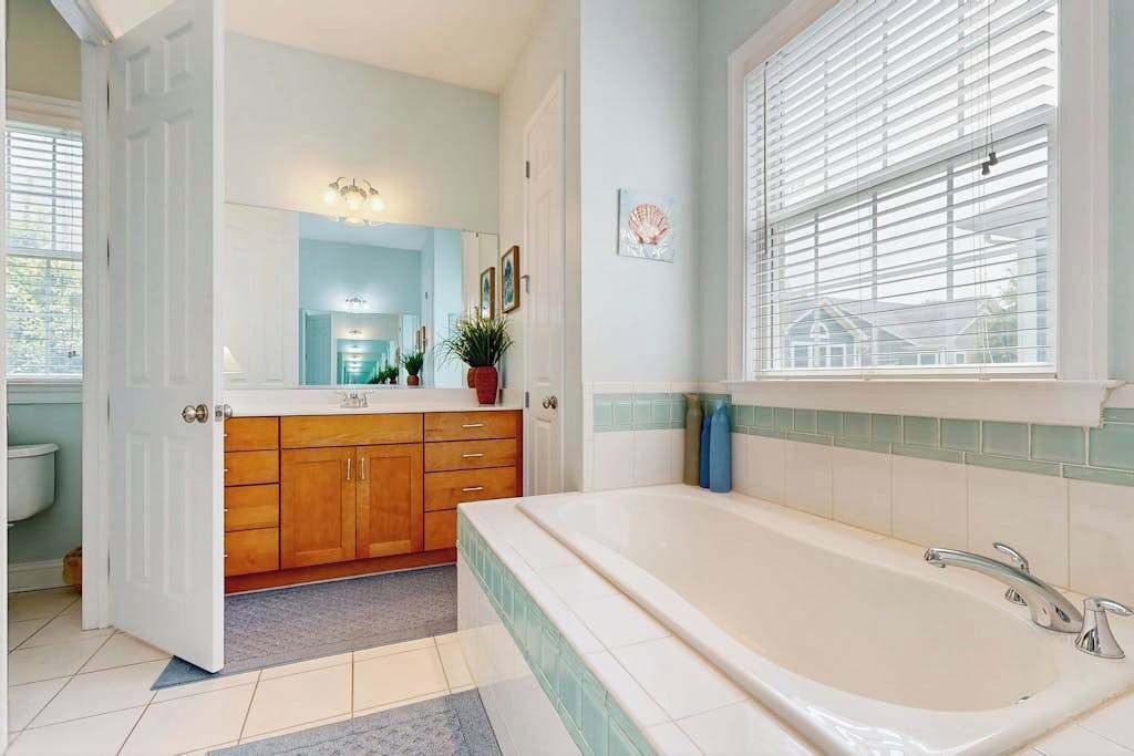 Photo of Bathroom in Sun Ridge