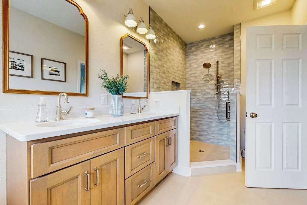 Photo of Bathroom in Bethany Beach