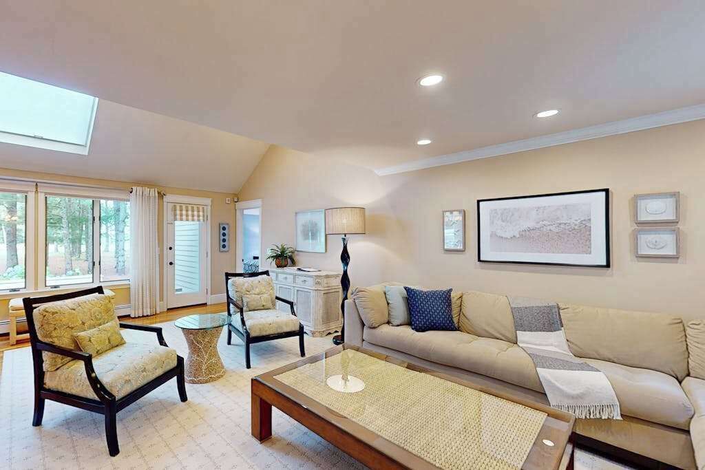 Photo of Livingroom in Mashpee