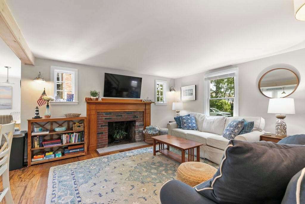 Photo of Livingroom in Teaticket