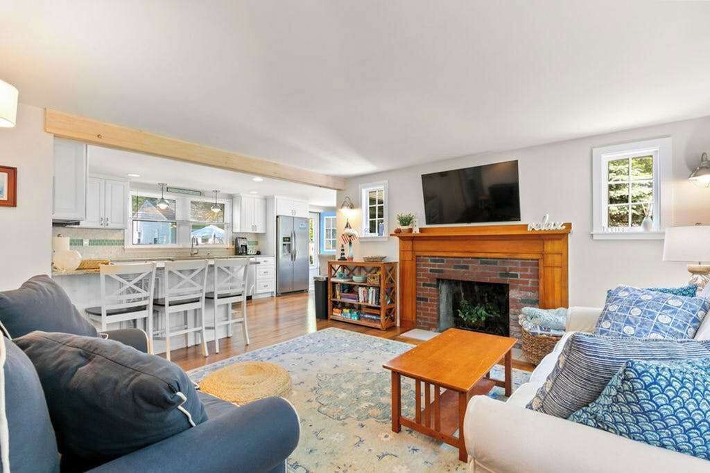 Photo of Livingroom in Teaticket