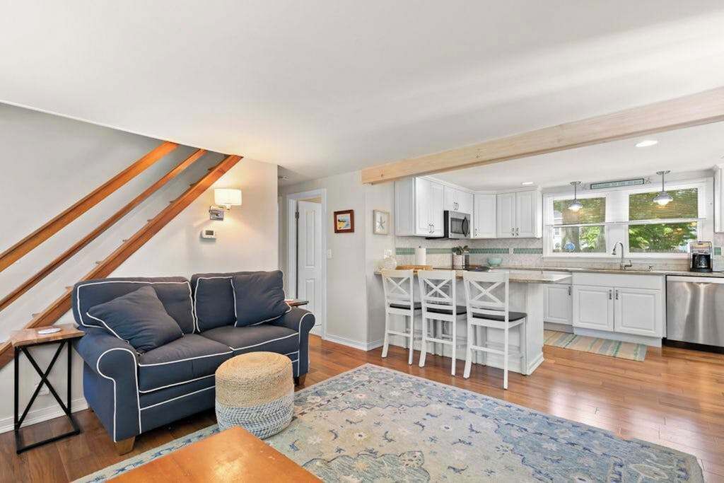 Photo of Livingroom in Teaticket