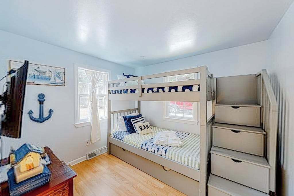 Photo of Bedroom in West Harwich