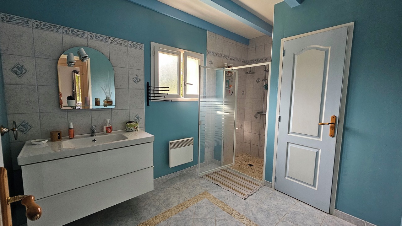 Photo of Bathroom in Eyguians