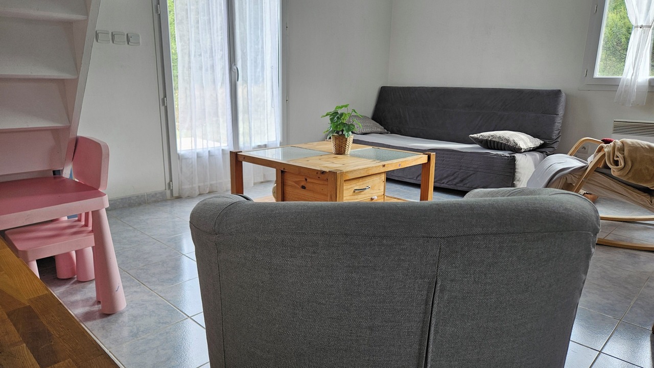 Photo of Livingroom in Eyguians