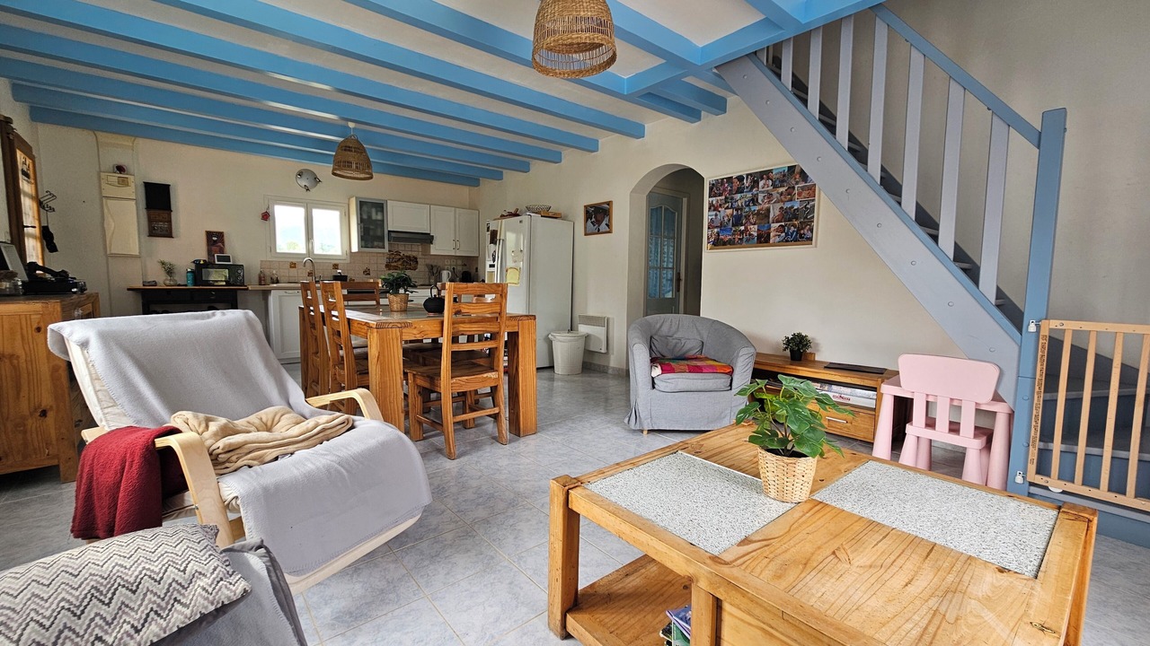 Photo of Livingroom in Eyguians