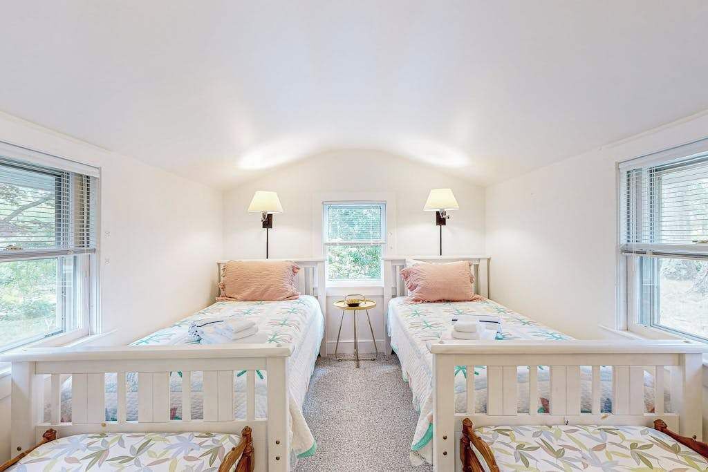 Photo of Bedroom in Centerville