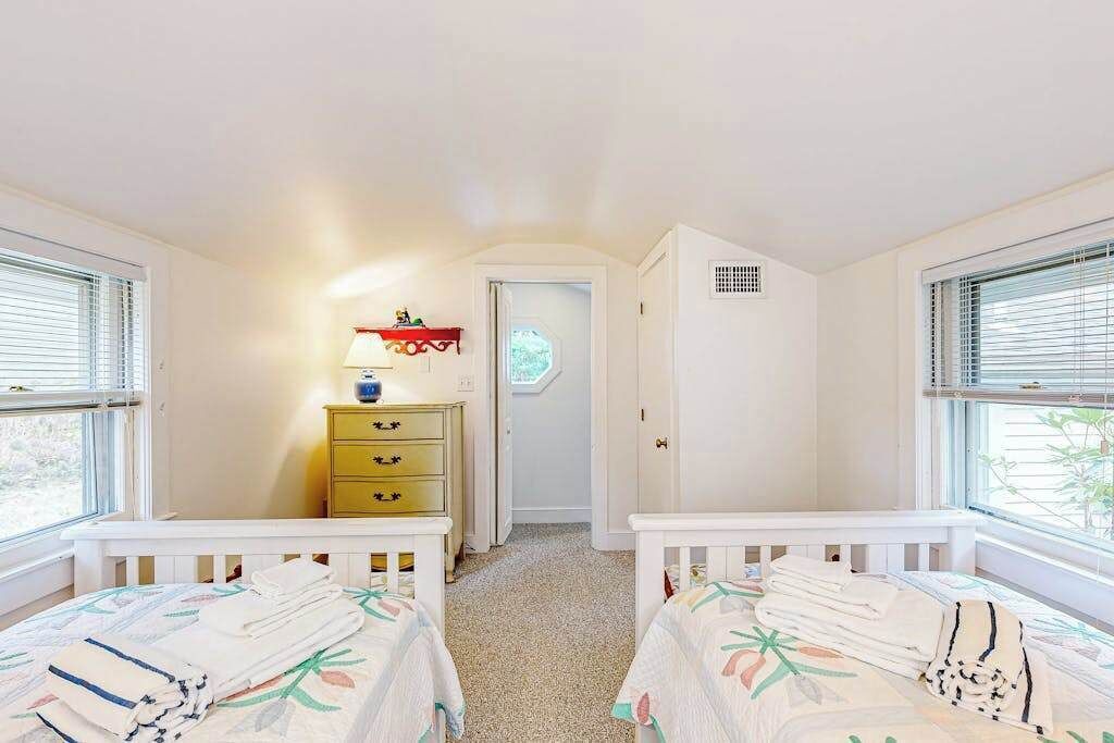 Photo of Bedroom in Centerville