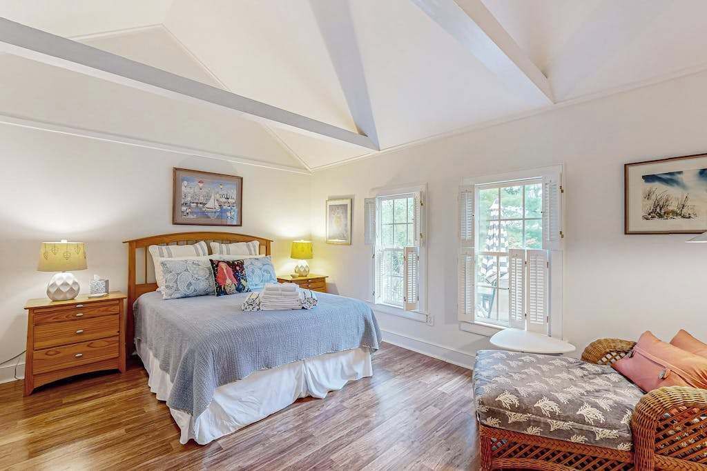 Photo of Bedroom in Centerville