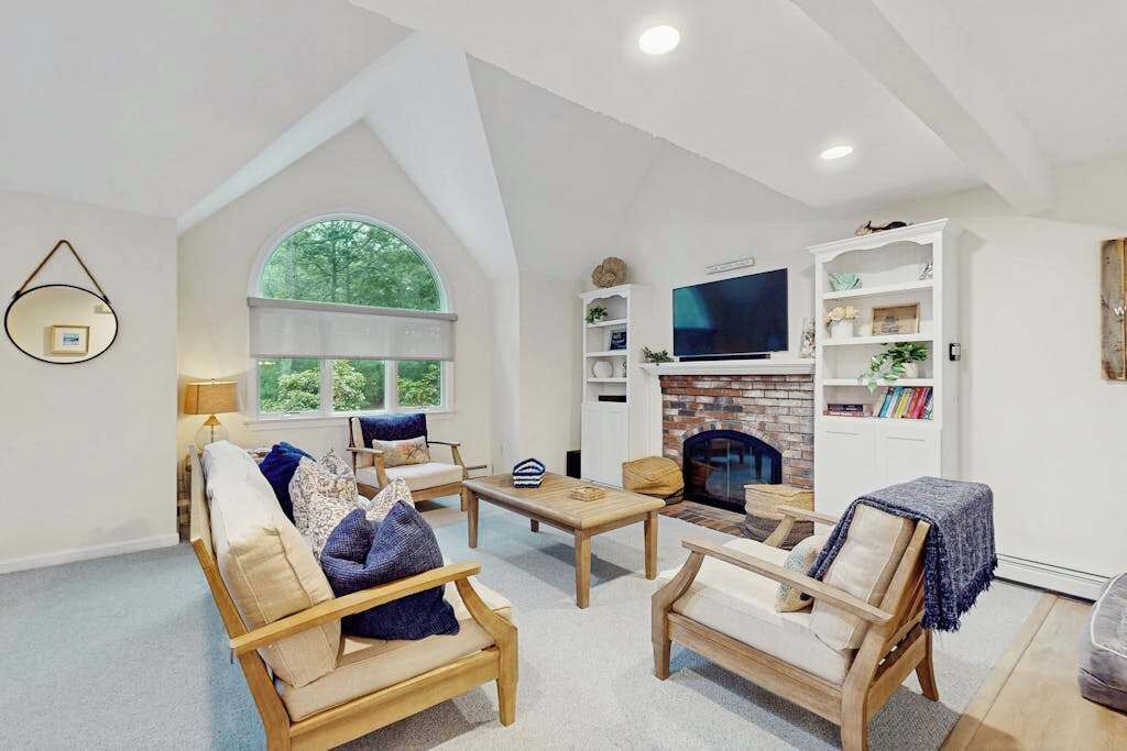 Photo of Livingroom in East Falmouth