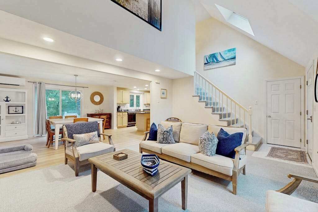 Photo of Livingroom in East Falmouth