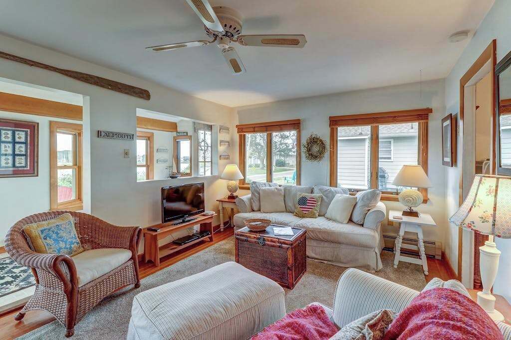 Photo of Livingroom in Falmouth Heights