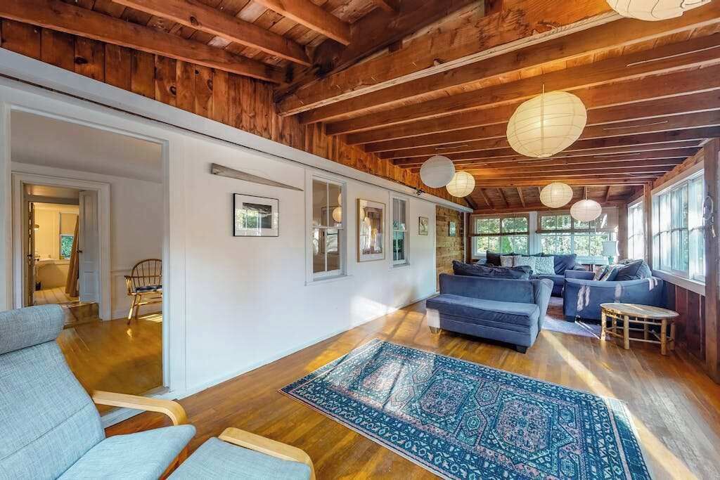 Photo of Livingroom in Aquinnah