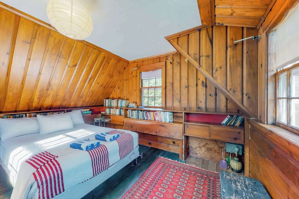 Photo of Bedroom in Aquinnah