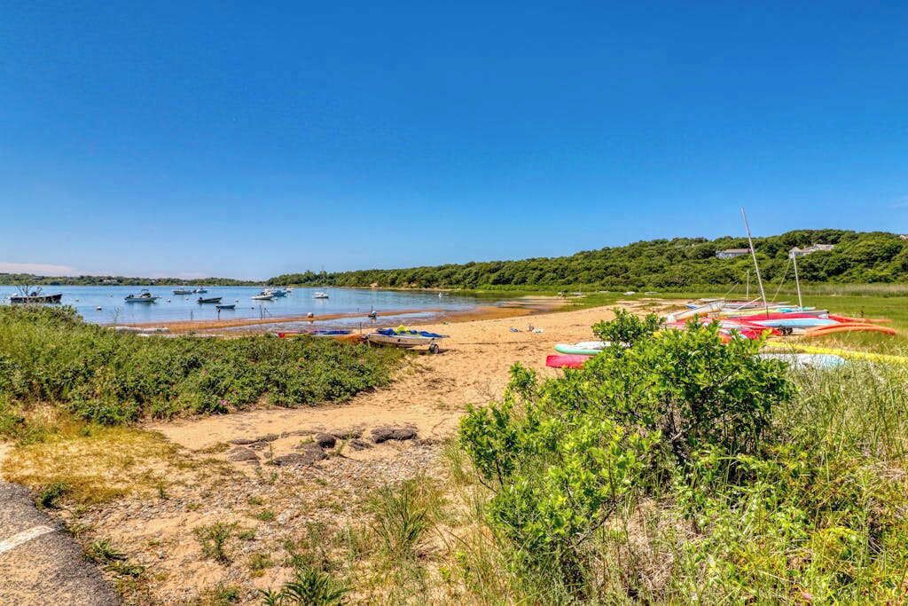 Photo of Others in Aquinnah