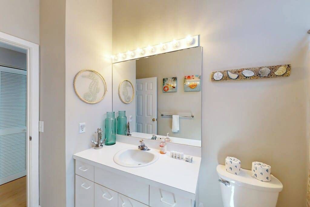 Photo of Bathroom in Mews Village