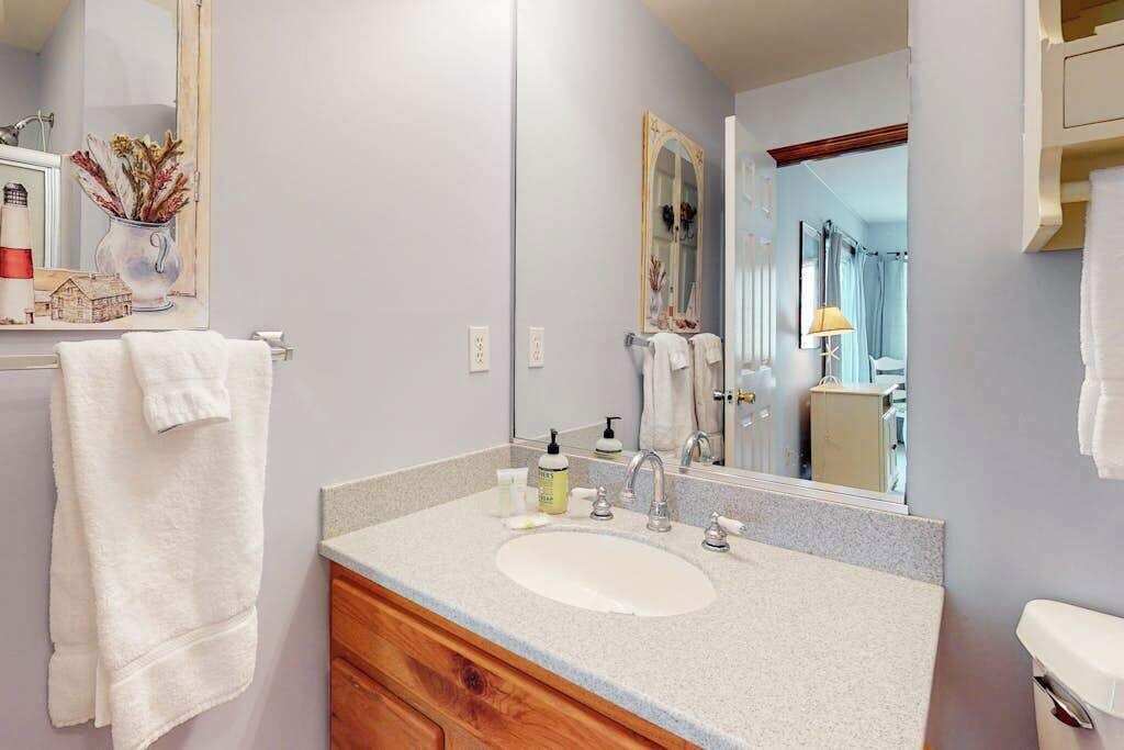 Photo of Bathroom in Cat Hill