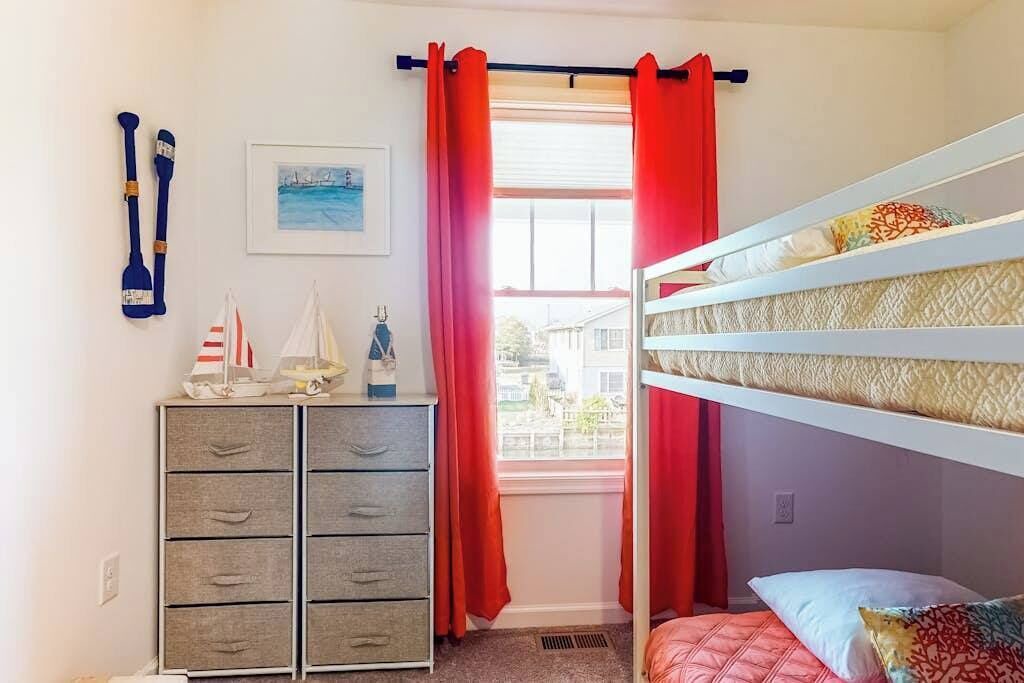 Photo of Bedroom in South Bethany Harbor