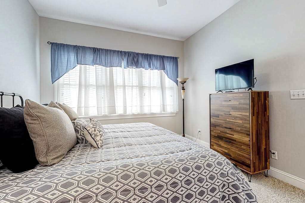 Photo of Bedroom in Sun Ridge