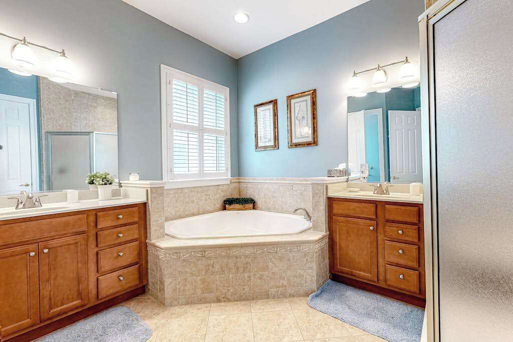 Photo of Bathroom in Sun Ridge