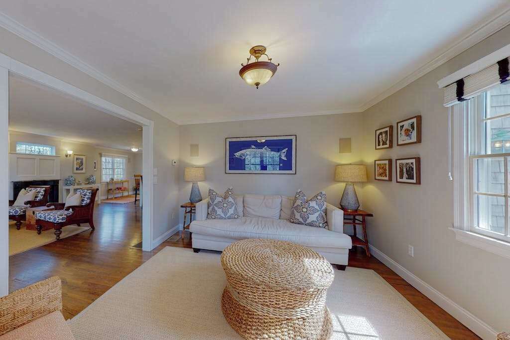 Photo of Livingroom in Cotuit