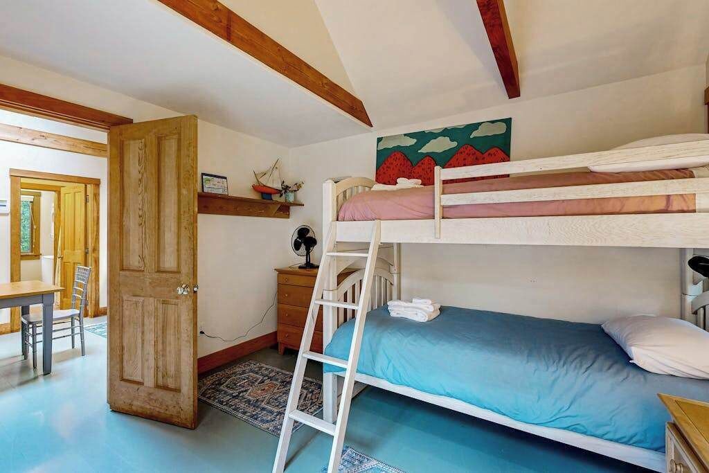 Photo of Bedroom in Chilmark