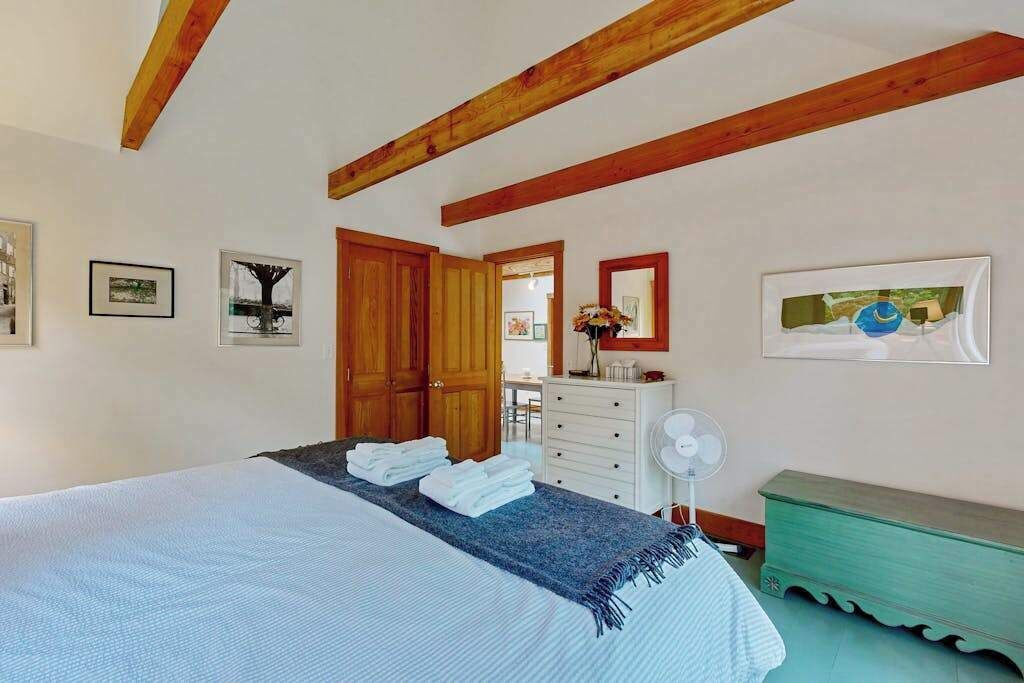 Photo of Bedroom in Chilmark