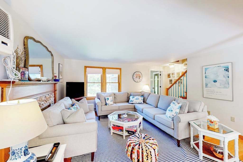 Photo of Livingroom in Eastham