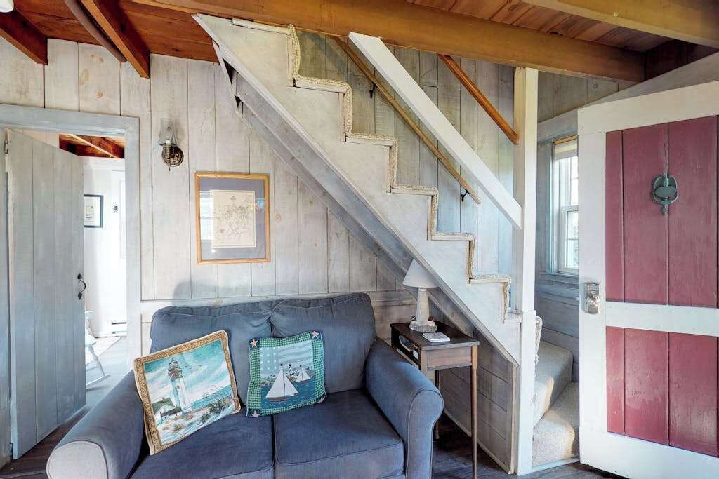 Photo of Livingroom in Barnstable