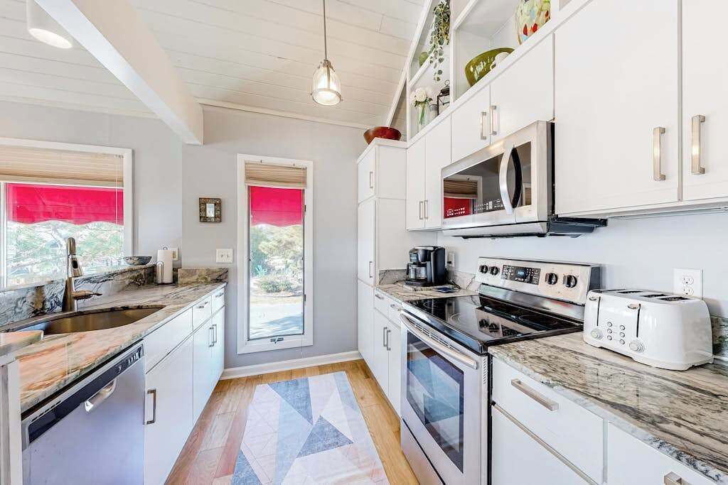 Photo of Kitchen in Sandpiper Pines