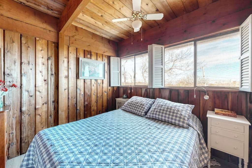 Photo of Bedroom in Aquinnah
