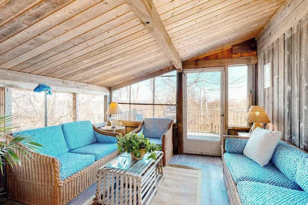 Photo of Livingroom in Aquinnah