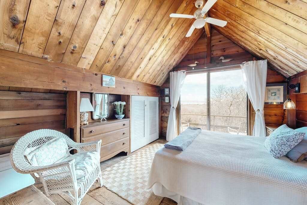 Photo of Bedroom in Aquinnah
