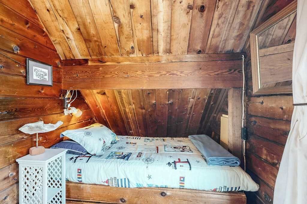 Photo of Bedroom in Aquinnah