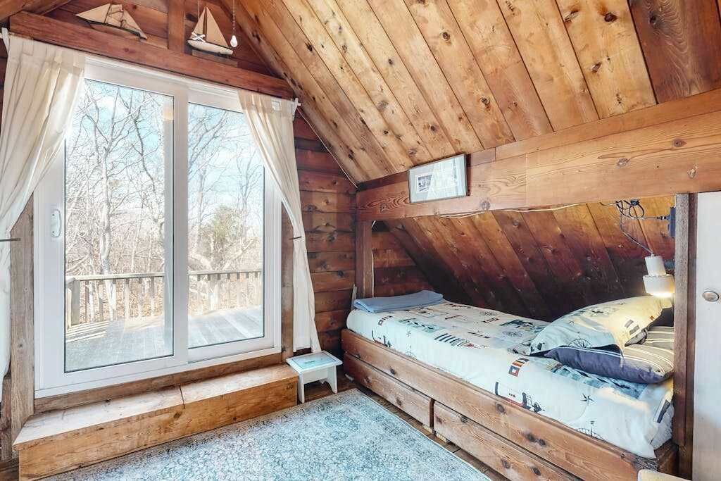 Photo of Bedroom in Aquinnah
