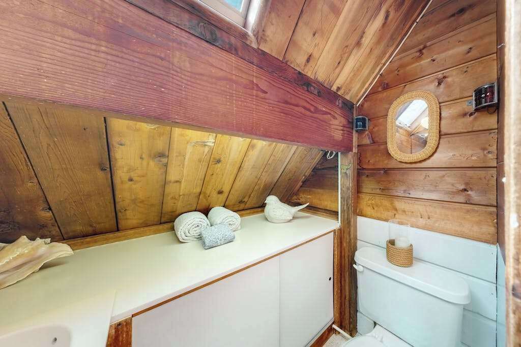 Photo of Bathroom in Aquinnah