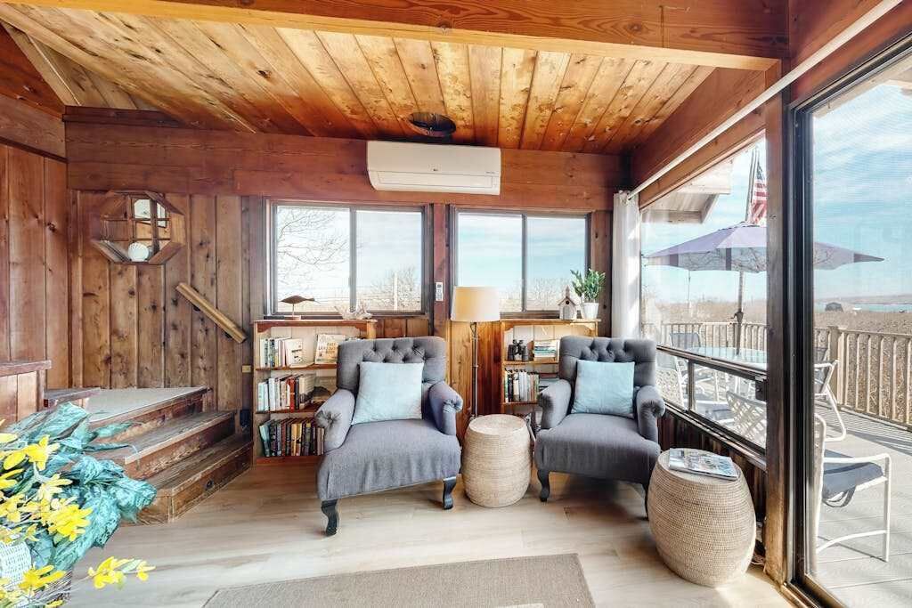 Photo of Livingroom in Aquinnah