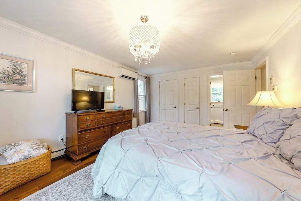 Photo of Bedroom in Falmouth Heights