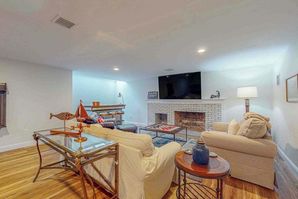 Photo of Livingroom in West Barnstable
