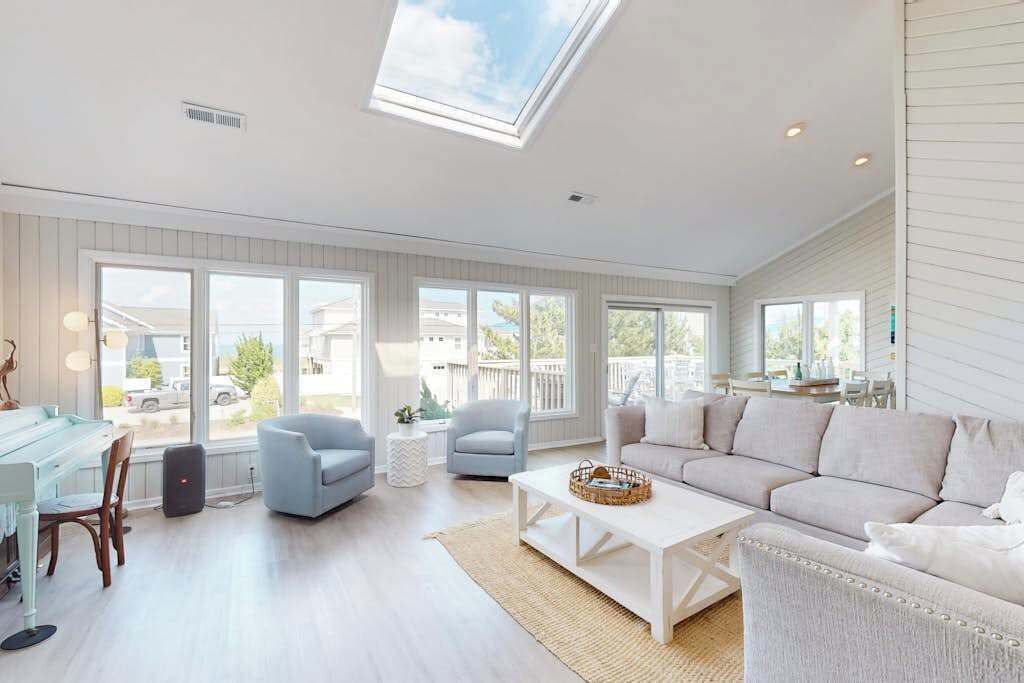 Photo of Livingroom in Sandbridge