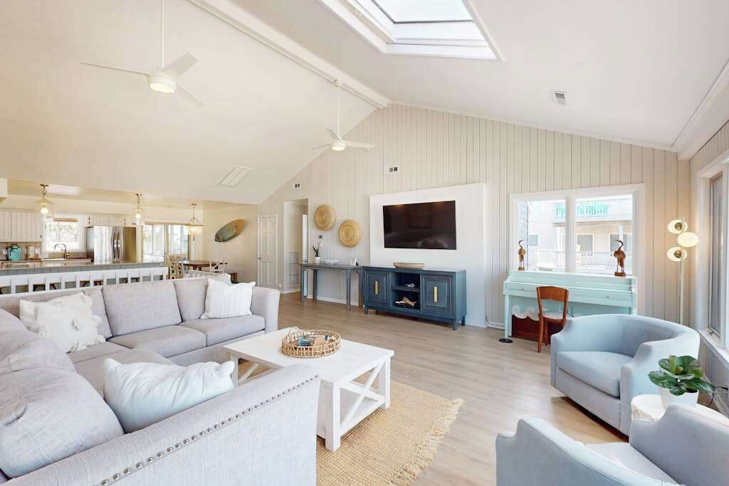 Photo of Livingroom in Sandbridge