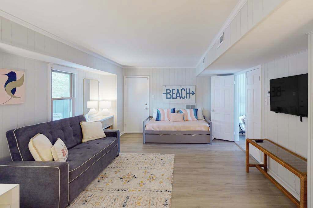 Photo of Livingroom in Sandbridge