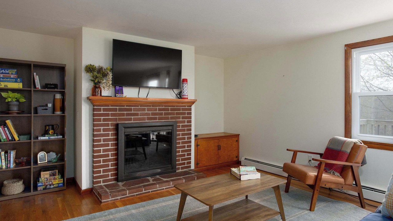 Photo of Livingroom in Hardwick