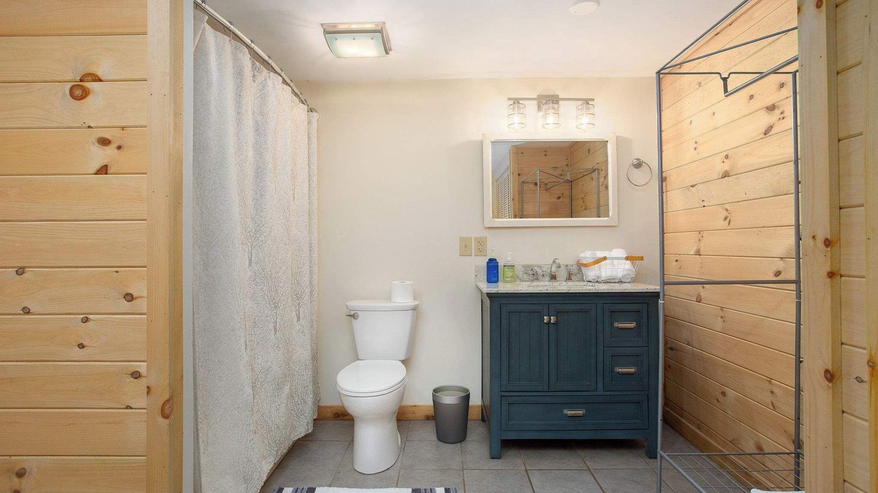 Photo of Bathroom in Hardwick