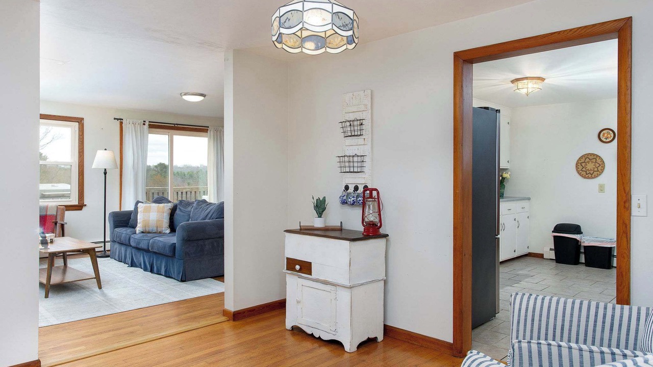 Photo of Livingroom in Hardwick