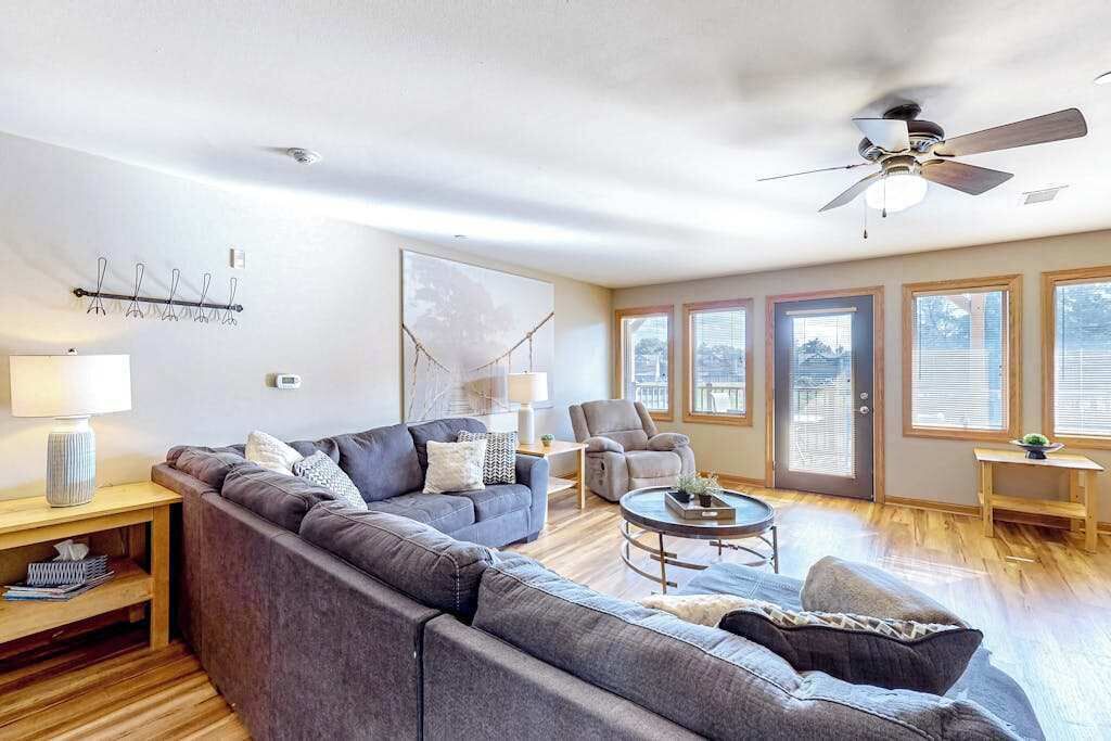 Photo of Livingroom in Dellwood